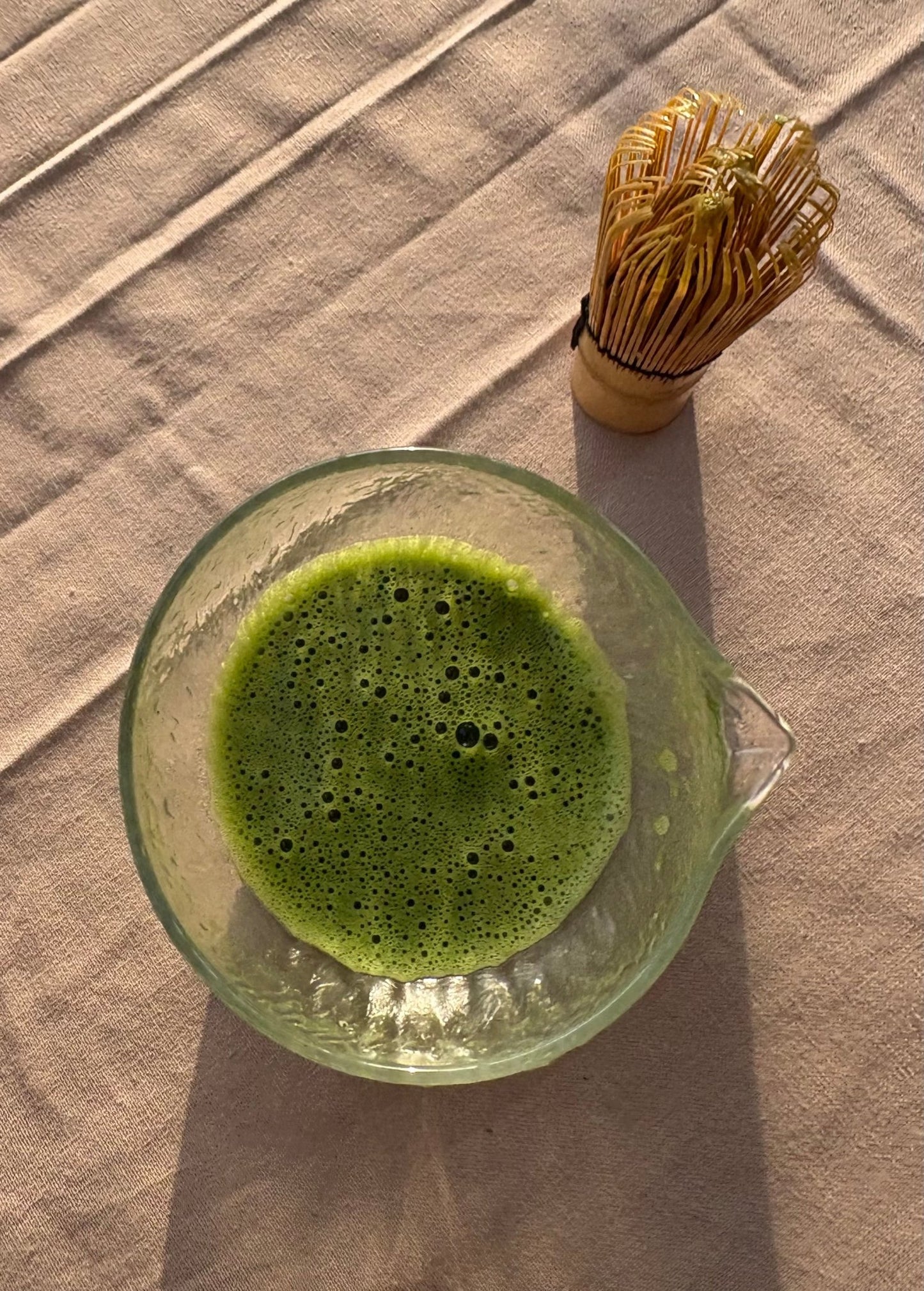 🍵 Set Traditionnel de Cérémonie du Thé Matcha 7 Pièces en Bambou et Verre - Mademoiselle Matcha